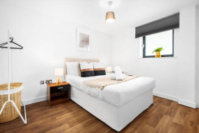 Birmingham City Centre - Self Contained Apartment - Private Access - Free Wifi & Netflix - Top Rated - 3PS